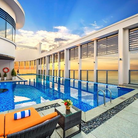 Luxury Apartment - Rooftop Swimming Pool - Beach Front - Hinata Apartment Ντα Νανγκ Εξωτερικό φωτογραφία