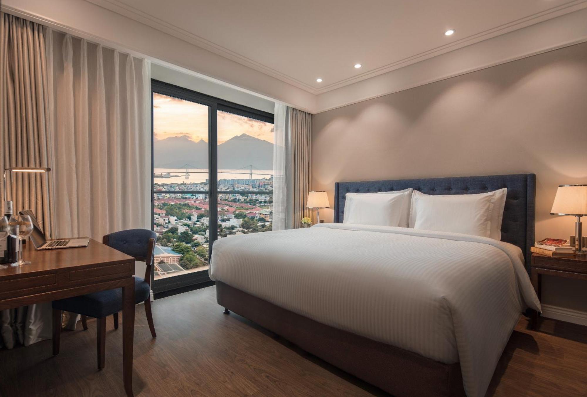 Luxury Apartment - Rooftop Swimming Pool - Beach Front - Hinata Apartment Ντα Νανγκ Εξωτερικό φωτογραφία